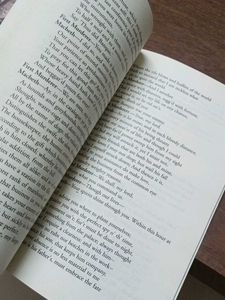 Shakespeare International Bestseller Literature