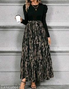 Chic Black &amp; Beige Maxi Dress