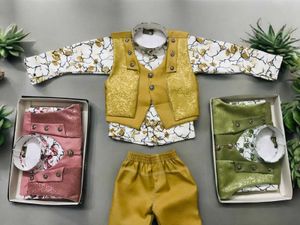 Boys&#39; Traditional Outfit Set