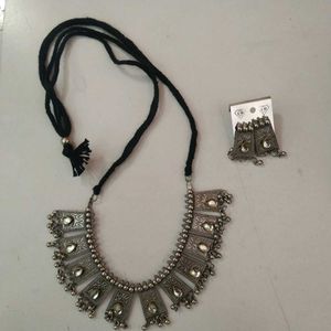 Necklace Set
