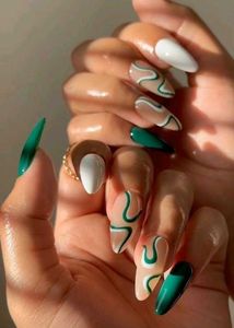 Funky Press On Nails 💚