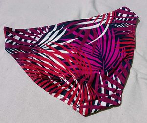 Botanical Print Brief