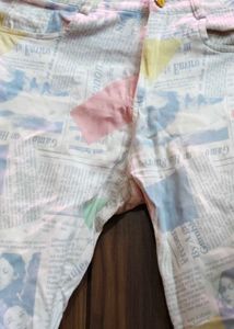 White Newspaper Print Jeggings/Jeans