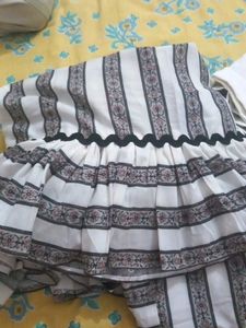 🤍Full White Iner Frock..