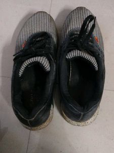 Houndstooth Pattern Sneakers