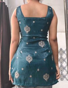 Dark Sea Green Tissue Crush Fabric Short Kurti