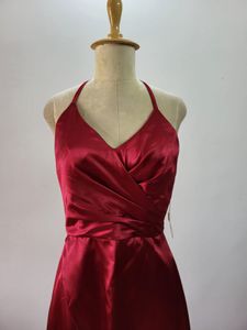 Elegant Red Satin Gown🎀❤️🦋