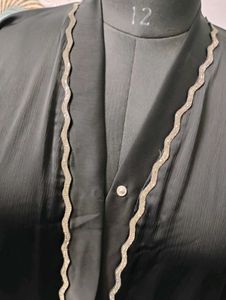 Elegant Waves Black Abaya