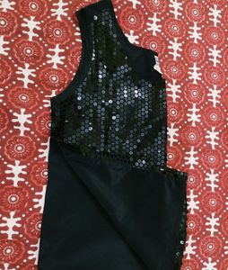 (SALE) Sequined party wear top