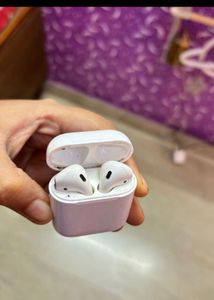 Original Airpods (1st gen)