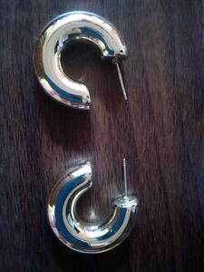 8 Item Earings