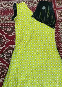 Fashionable Kurti In Good Condition 👍