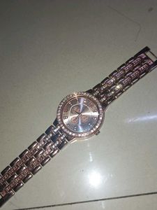 Golden Earrings With New 9gem Watch