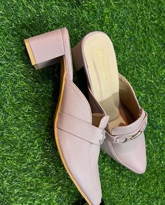 Stylish Mauve Mules