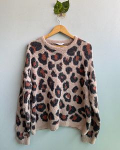 BRAND NEW Authentic TIME & TRUE Fur Sweatshirt