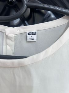 Uniqlo Loose Blouse