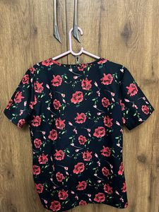 Urbanic Black Top With Red Roses
