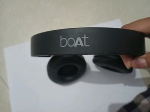 BOAT HEADPHONES