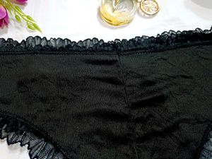Black Colour Very Comfortable Penty