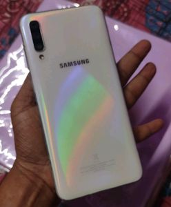 Samsung Galaxy A50