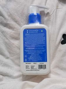 Derma Co 2.5% Benzoyl Peroxide Face Wash