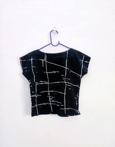black crop top
