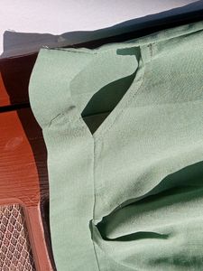 Green Top Without Sleeves