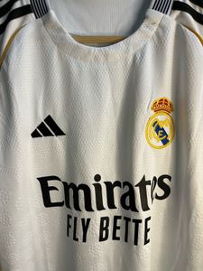 Real Madrid Jersey l M size
