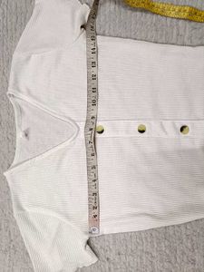 Cute White Ribbed Top🤍