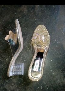 🎉🎉🎉2 Pair Sparkly Platform Heels