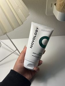 NOVOLOGY Acne Deep Clearing Cleanser