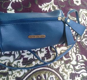 SIDE SLING BAG