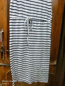 🇳🇿💫♥️ Beautiful Striped Casual Dress