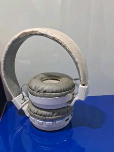 Headphones To Flex