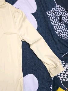 The Professional Purity blouse