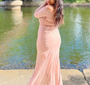 Savana Elegant Mauve Off-Shoulder Dress