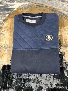 Stylish Navy Blue Sweatshirt