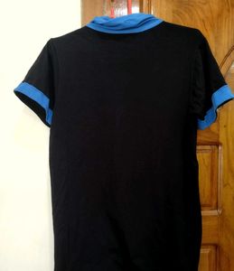 Stylish Black &amp; Blue T-Shirt