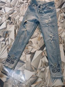 good jeans hai koi problem nahi ha