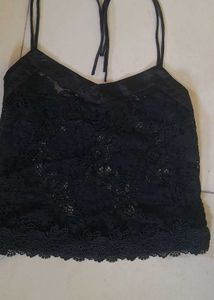 Net Pretty Black Top