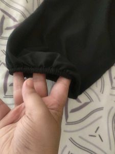 Black ⚫top