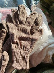 Brown Gloves