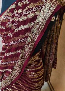 Elegant Maroon &amp; Gold Saree 😍