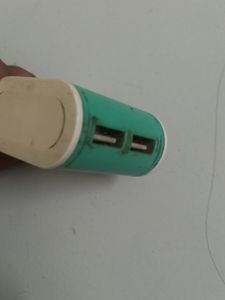 Hitech dual usb charger
