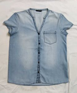 ONLY Denim V- Neck Shirt