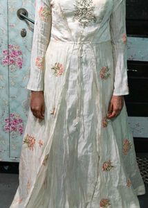 🌸 Elegant Off-White Embroidered Anarkali Dress 🌸