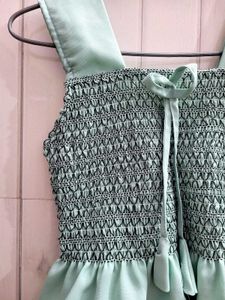 Green Bow Top