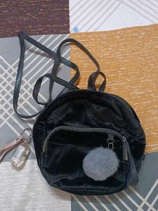 Black Backpack 🖤