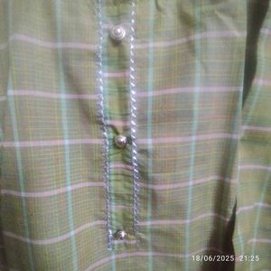 Checked Parrot Shert