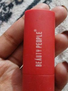 Beauty People Red Lipstick